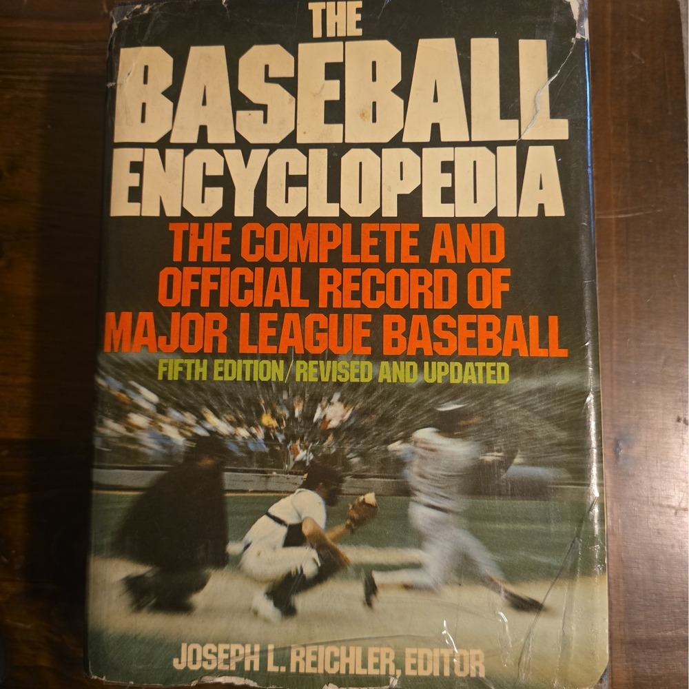 Vintage 1982 The Baseball Encyclopedia Hardcover Book Joseph L. Reichler 1982